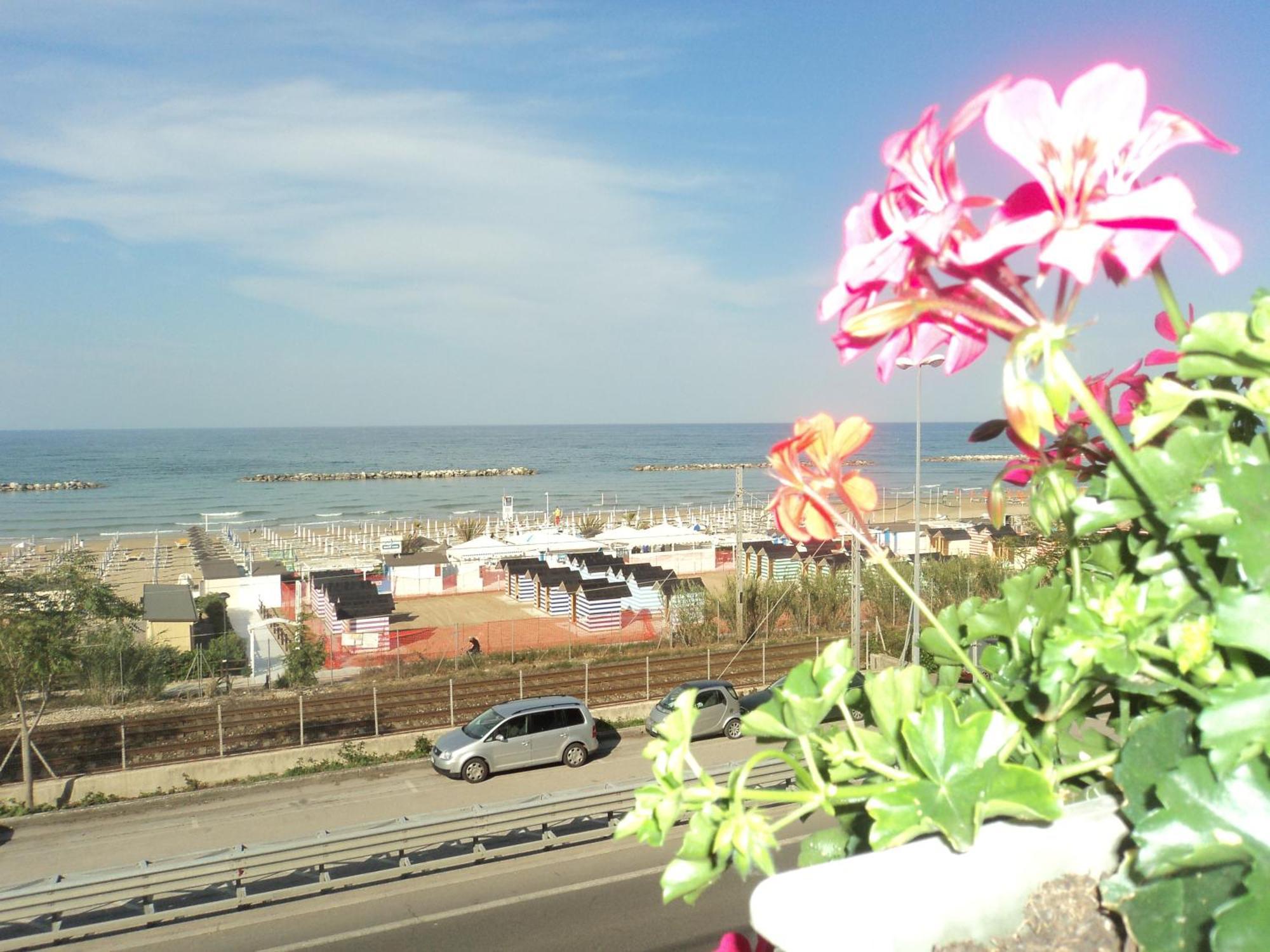 Hotel Ristorante Miramare 2*